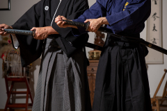 Foto: Sven Thomann, 1.7.2021, Obernau (LU): Fechter Max Heinzer macht bei Hugo Ulrich im Kumaizasa Dojo einen Samurai Kurs.