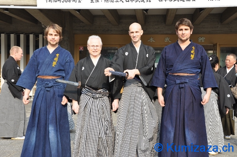 0173-budokan-tokyo-gruppenbild